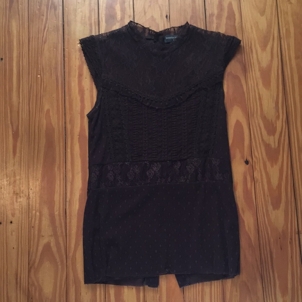 Lace-detail button-back top - Picture 2 of 6